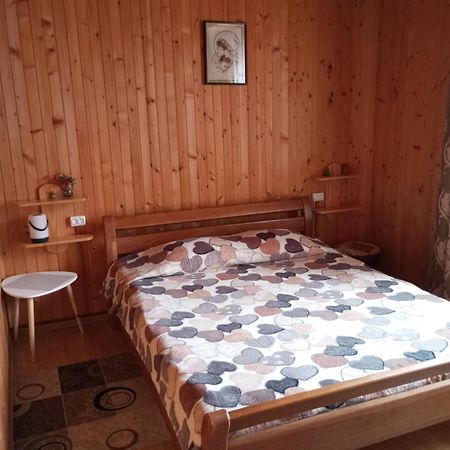 Карпатські Ночі Чан На Території Apartment Яремче Екстериор снимка